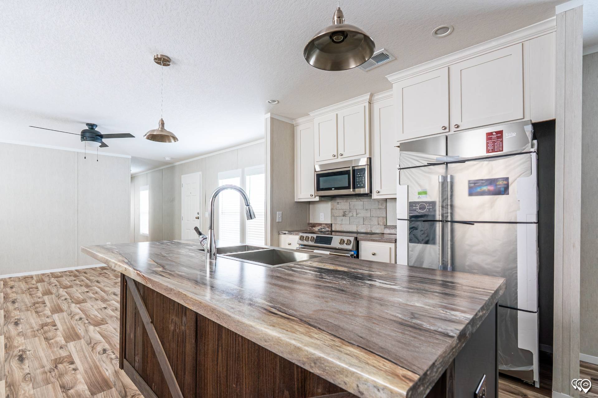 The ARC 8000 9000 ARC1680-8016 - Sunshine Homes